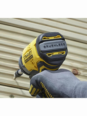 Аккумуляторный ударный винтоверт Stanley FatMax SBI810D2K V20, 20 В, 170 Н·м, 2×2 А·ч