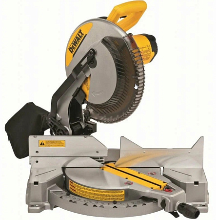 Торцовочная пила DeWALT DW715
