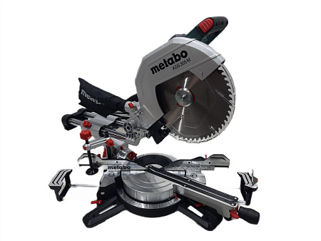 Торцовочная пила Metabo KGS 305 M 613305000