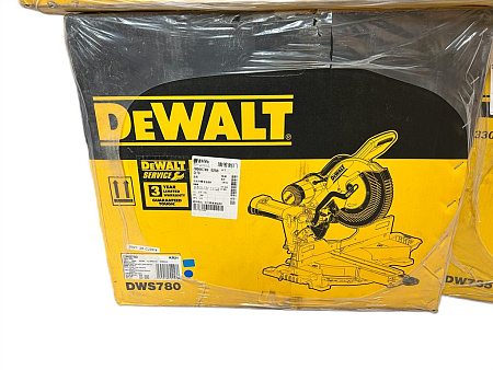 Торцовочная пила DeWALT DWS780