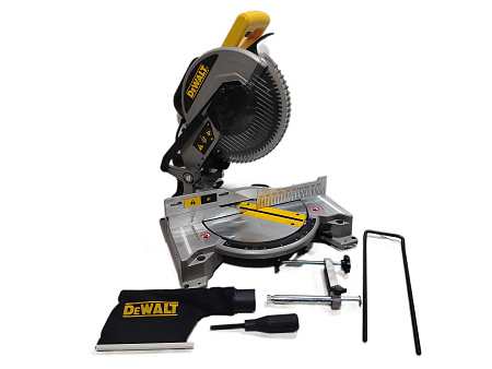 Торцовочная пила DeWALT DW714