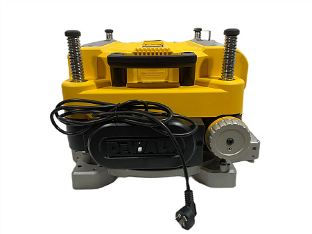Рейсмусовый станок DeWALT DW 735
