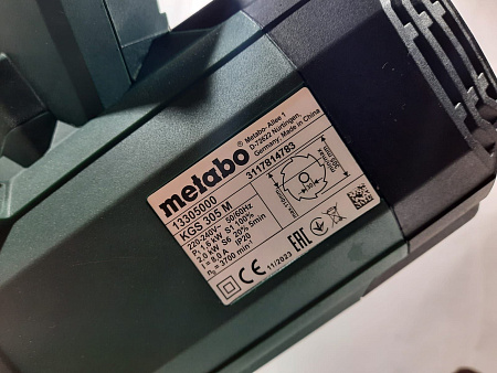 Торцовочная пила Metabo KGS 305 M 613305000 в магазине RTR-Instrument.ru, фото 